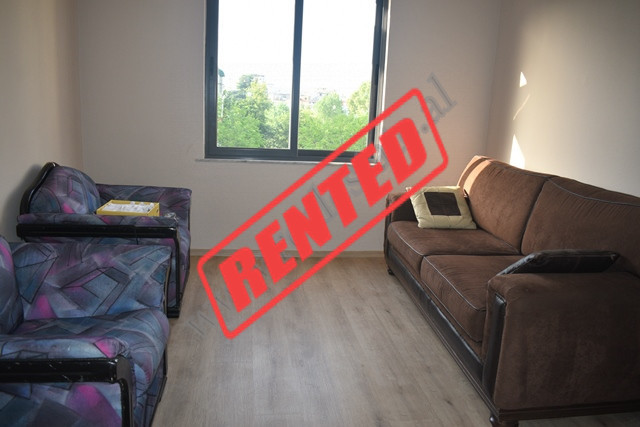 Apartament 2+1 me qira prane Zogut te Zi ne Tirane